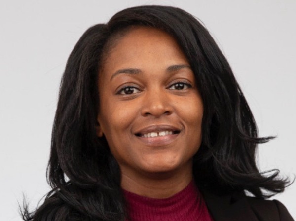 headshot of Andrea Barber